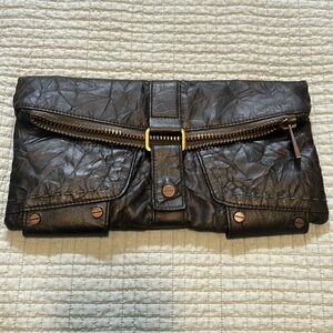 Matt & Nat vegan clutch